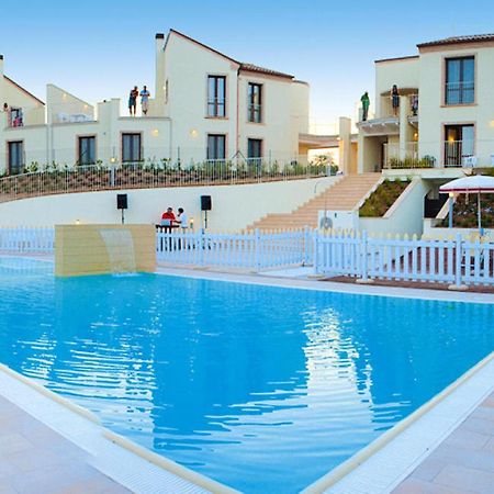 Holiday Resort Contea Dei Ciliegi بيسادو المظهر الخارجي الصورة